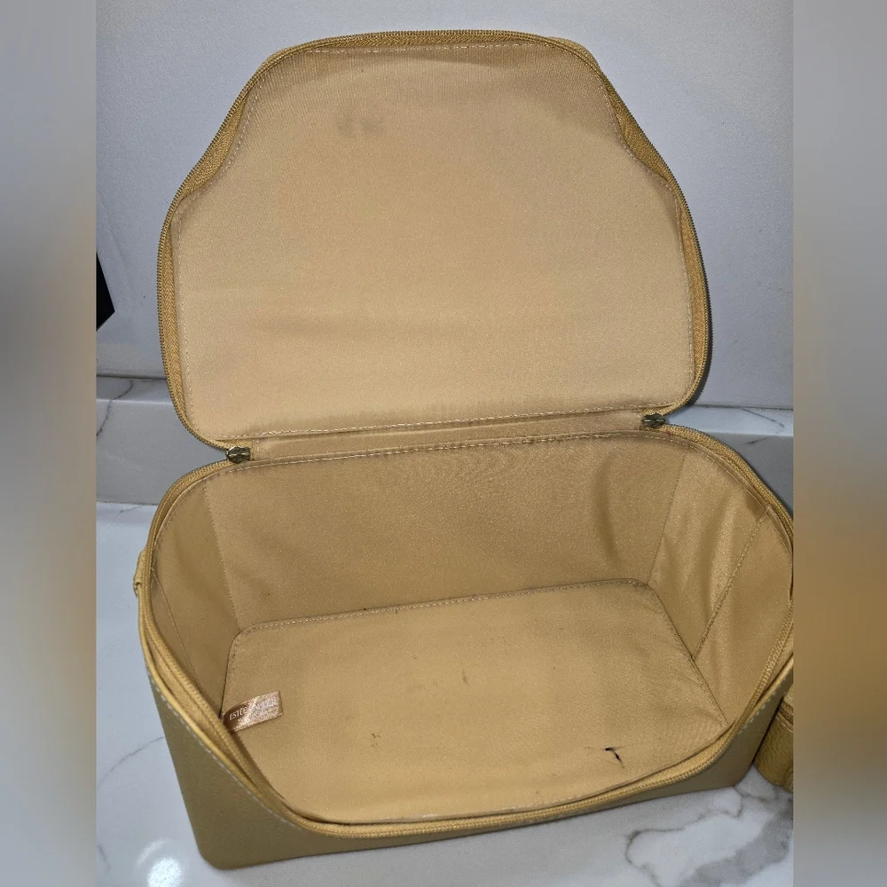 Estee Lauder	Estee Lauder Yellow Vintage Pebbled Leather Cosmetic Travel Set